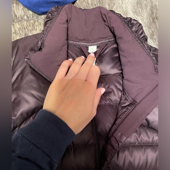 Lululemon down for a run purple vest - Picture 9 of 9